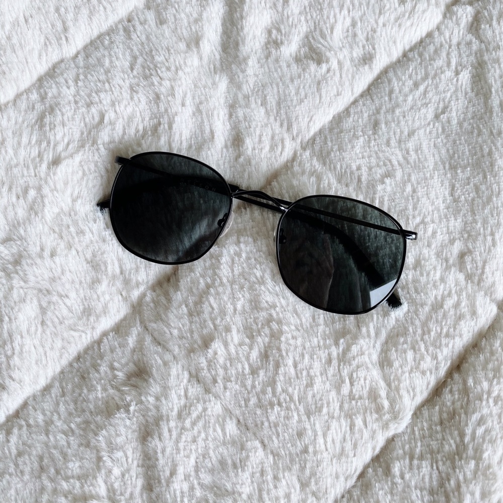 BAILEY NELSON SUNGLASSES - Picture 2 of 4